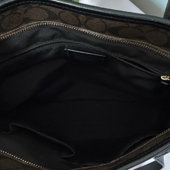 Coach City ZipTote -  Black and Brown Signature Canvas with gold hardware EUC - Picture 3 of 13